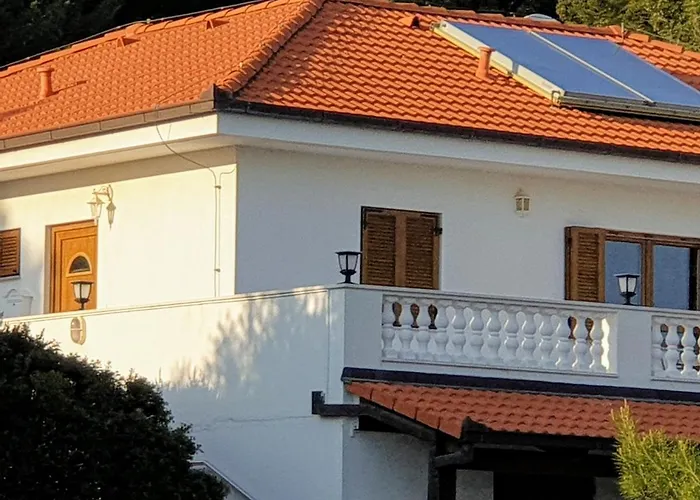 209 Διαμέρισμα *